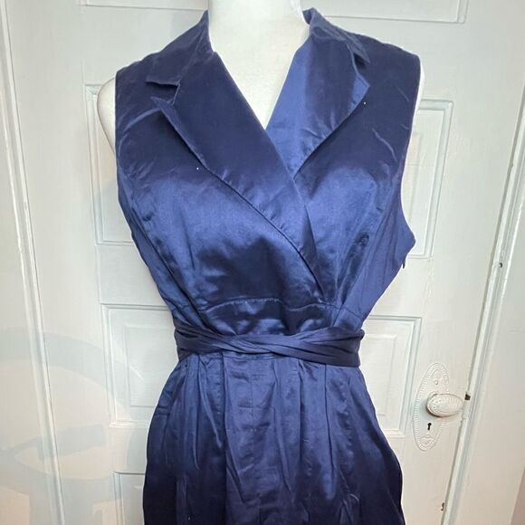 Tommy Hilfiger 100% Cotton Midnight Blue Waist w/ Belt Sleeveless V-Neck Sz 12 - Picture 4 of 9